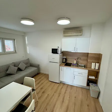 Rozika Apartamento Baška Voda