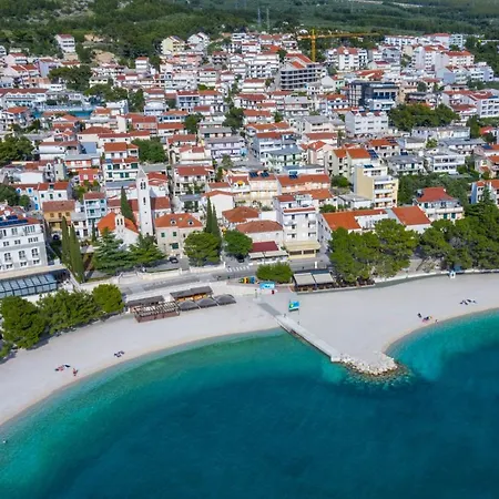 Apartment Rozika Baska Voda
