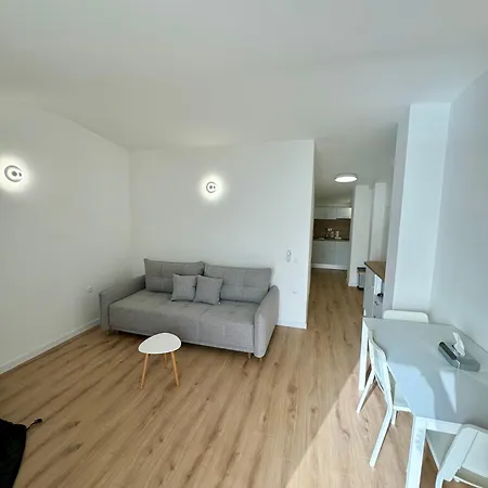 Apartment Rozika Baska Voda